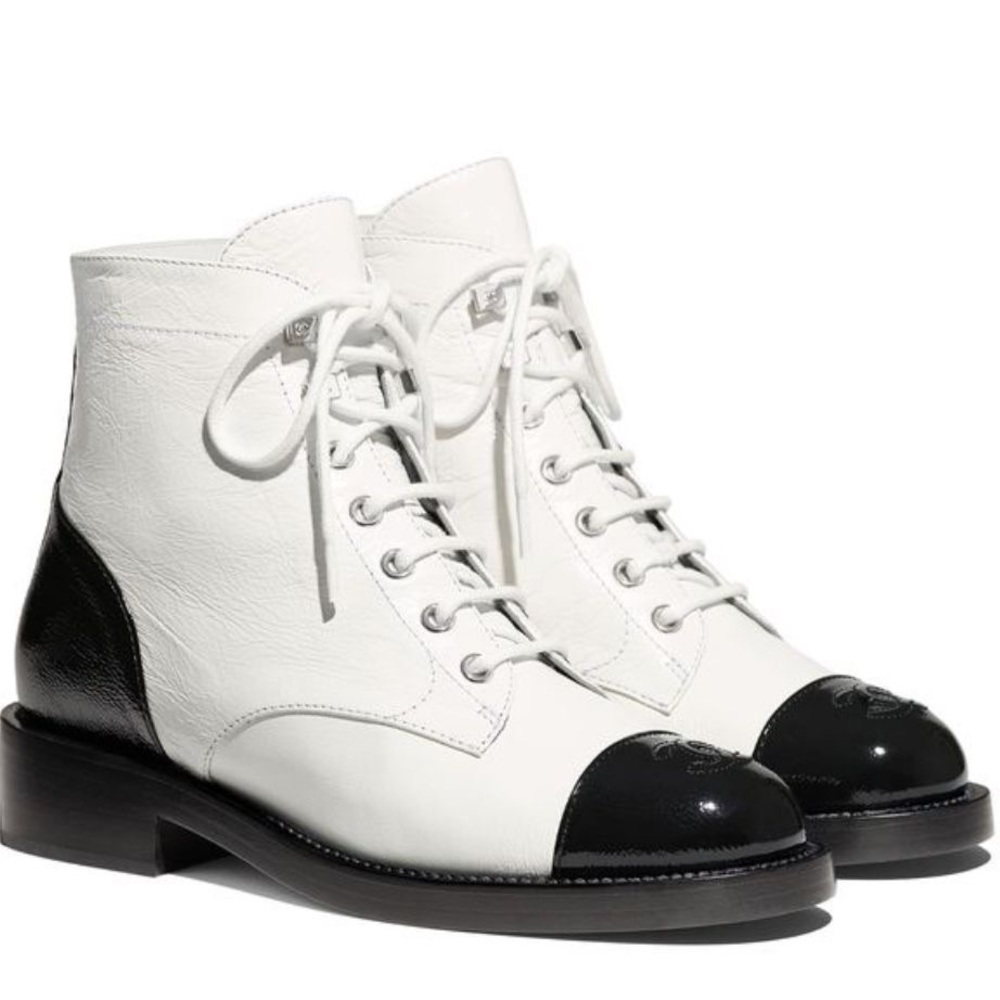 Chanel combat leather boots, used once! Size 38